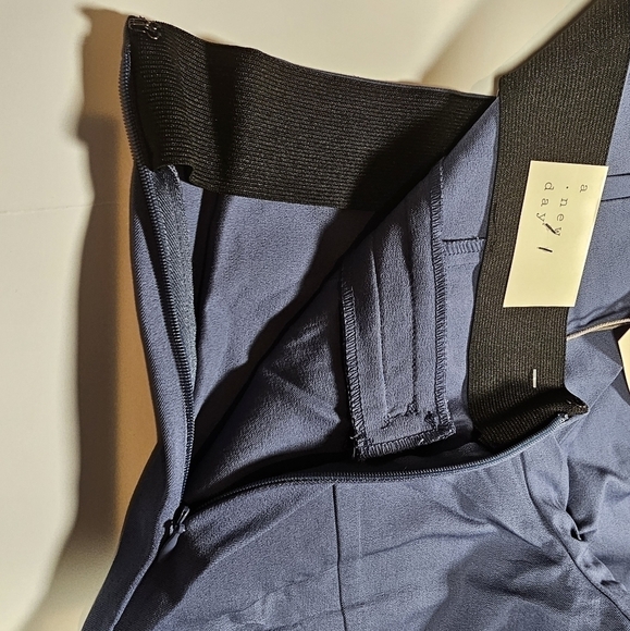 A New Day Women's High Rise Skinny Ankle Stretch Pants Color Blue Size 4 Regular - Picture 4 of 13